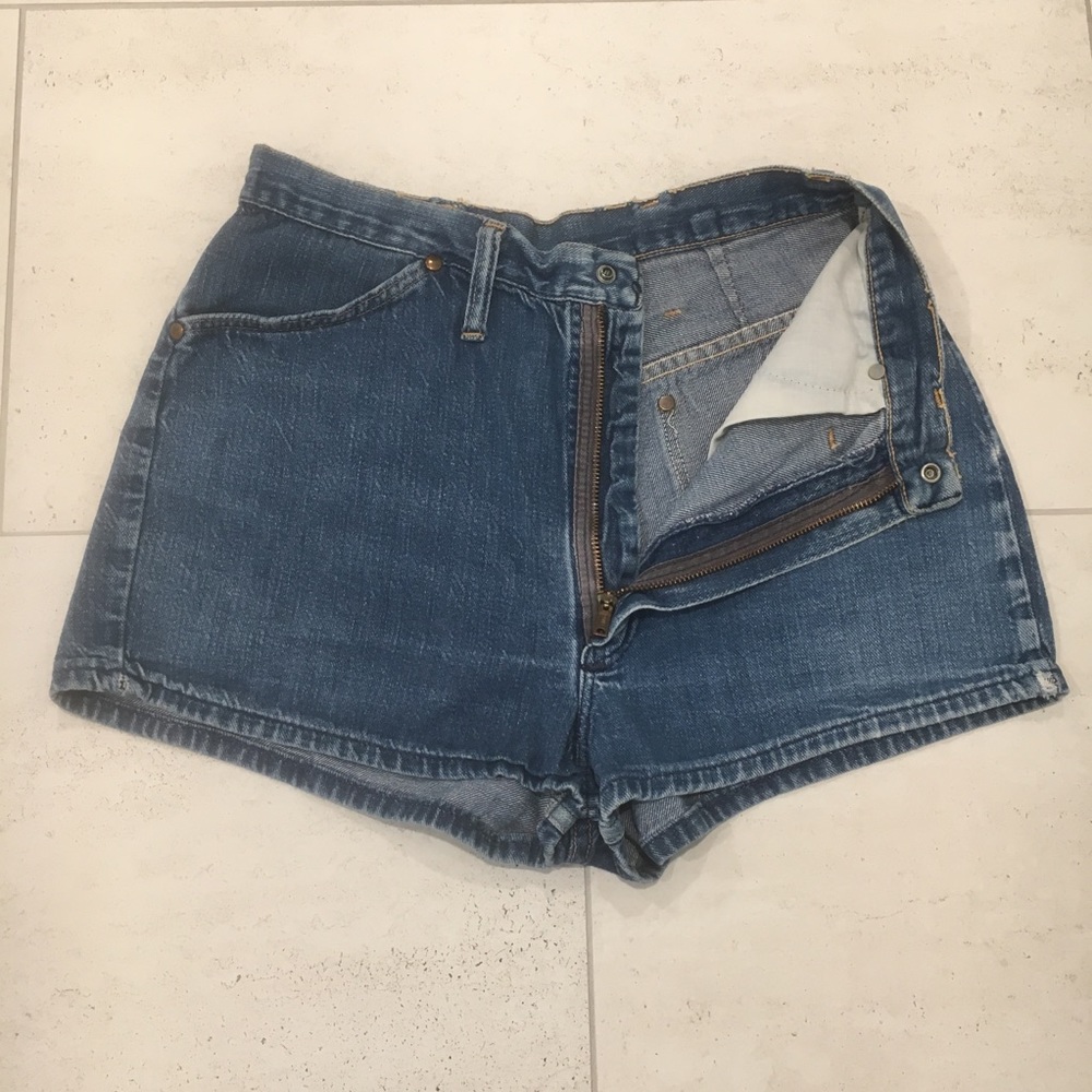 Vintage Wrangler high rise wedgie fit jean…